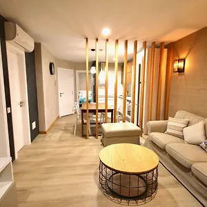 Calle Buenavista 1, Esquina Boulevar Timon. Apartament